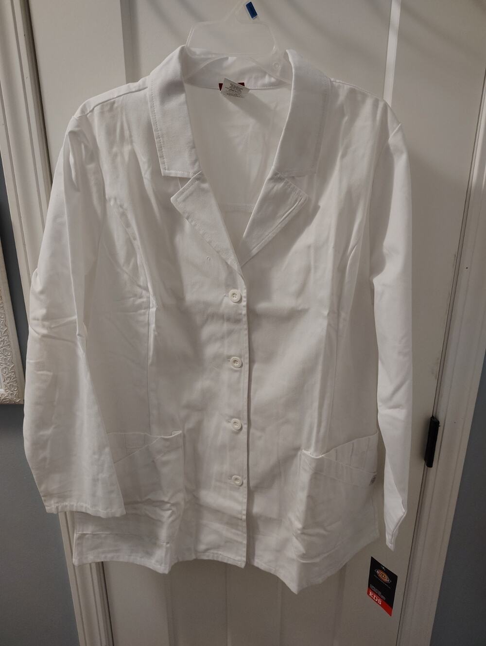 NEW Dickies White Medical Scrubs Jacket, Size Lg